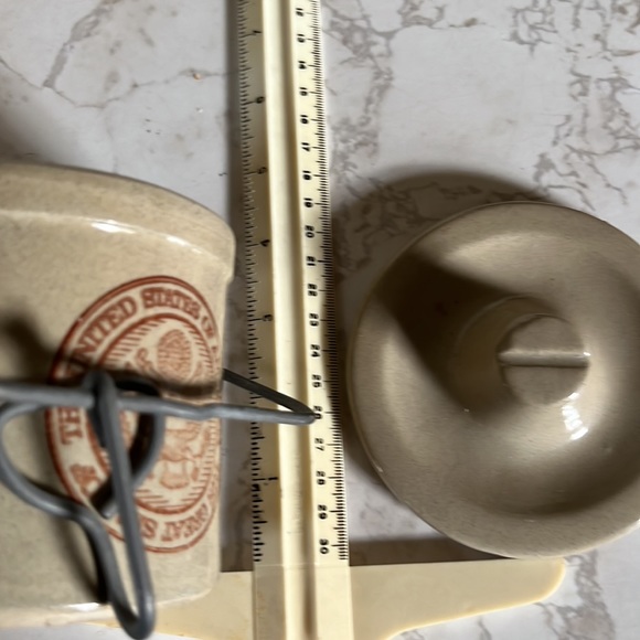 Vintage United States of America Cheese Crock with Lid and Metal Handle - Picture 16 of 16